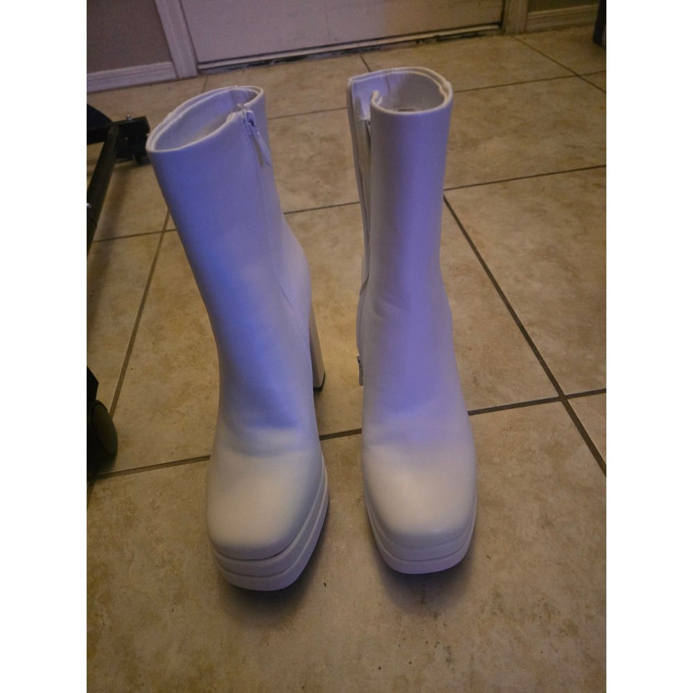 Dream Pairs White Chunky Platform Block Heel Ankle Boots Square Toe Size 10